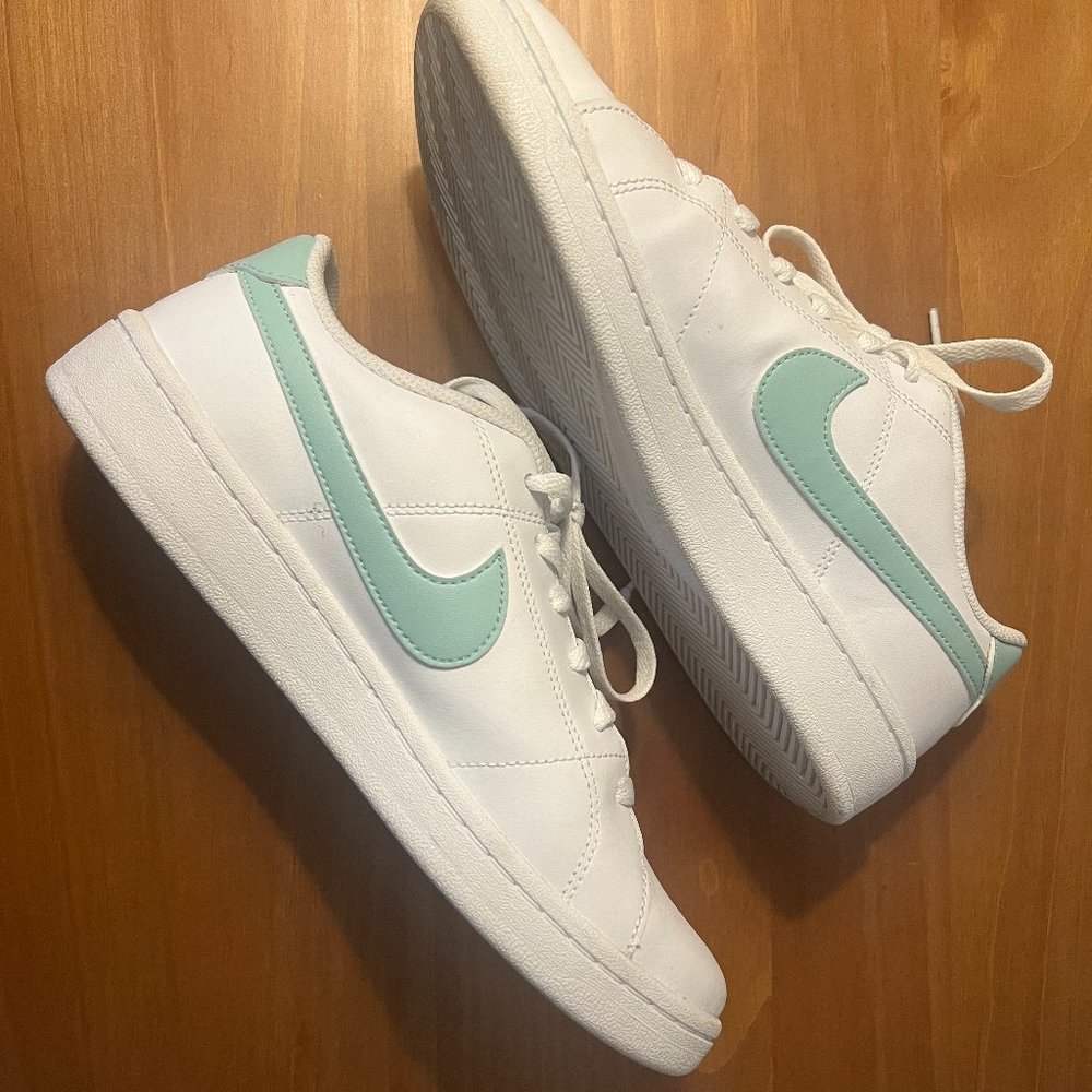 Nike White Leather Court Royale w/Light Blue Swoosh Size 9